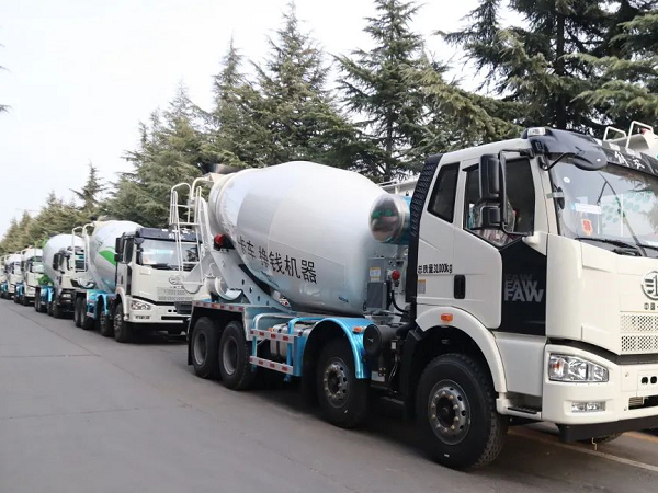 2021捷報頻傳，新老客戶訂單不斷，凌宇罐車奔赴大江南北！