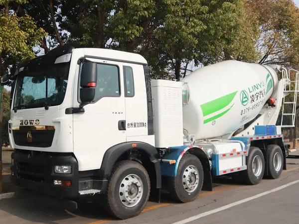 望“油”興嘆？別著急！凌宇電動(dòng)攪拌車了解一下！