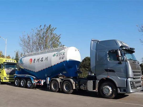 這個(gè)冬天玩轉(zhuǎn)“色彩穿搭”，凌宇多彩粉罐向黔出發(fā)