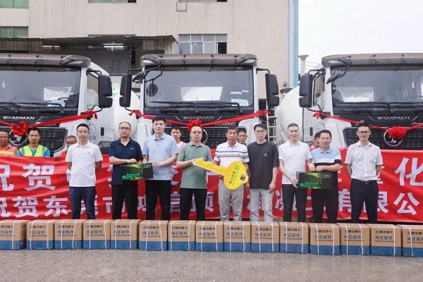 【發車新聞】陜汽&凌宇攪拌車交付客戶！
