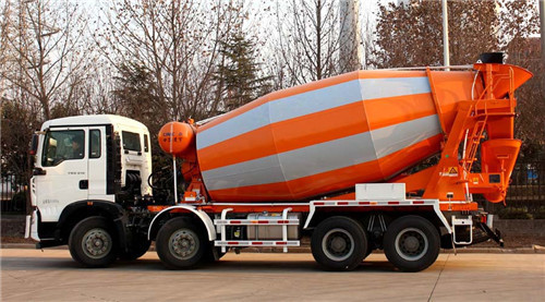 貴港召開防止混凝土攪拌車拋撒滴漏會議，如何防止混凝土攪拌車撒漏問題